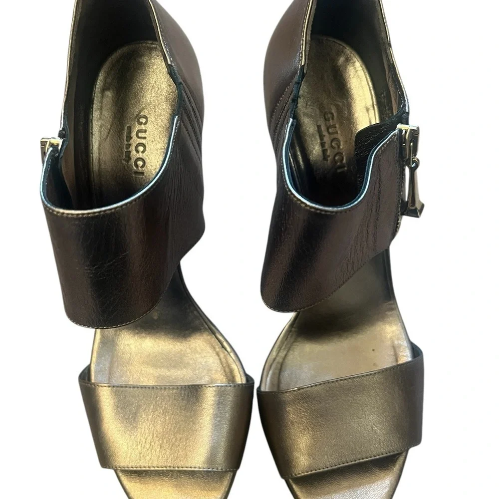 Gucci Metallic Pewter Leather Ankle Cuff Stiletto Sandals Heels Size 38